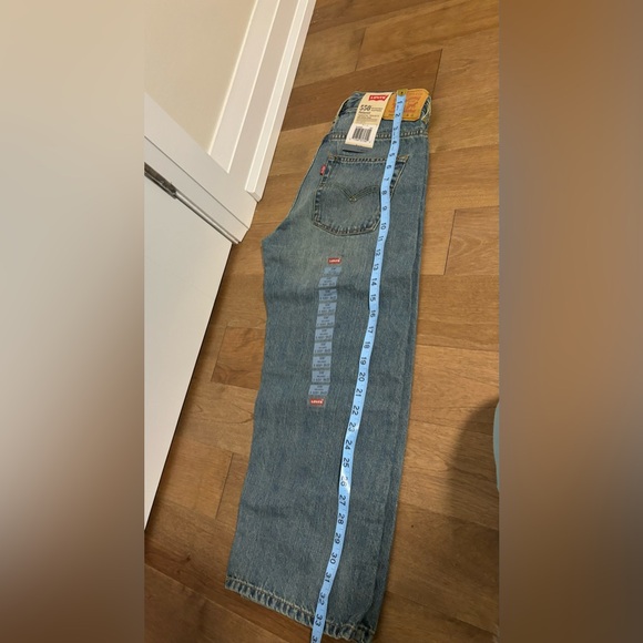 Levis 550 Relaxed Fit jeans - Picture 7 of 8